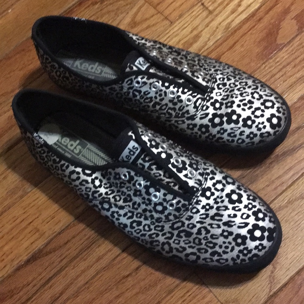 Keds Silver and Black shoes Size 10